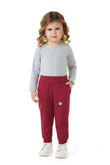 Calça de Moletom com Bolso e Plaquinha – Conforto e Estilo para os Pequenos