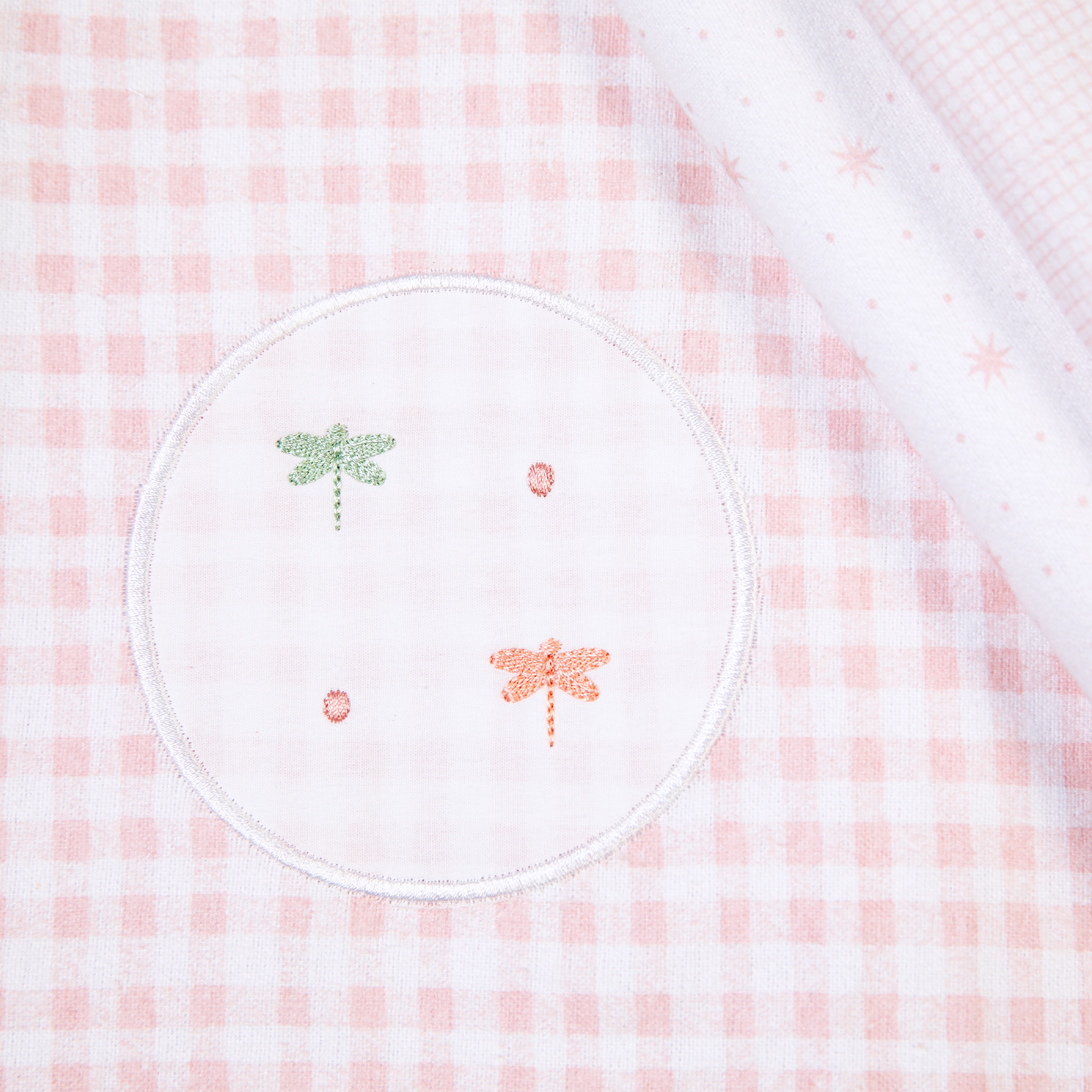 Cueiro Flanelado Bordados Papi libélula 80x80cm – Conforto e Qualidade Exclusiva