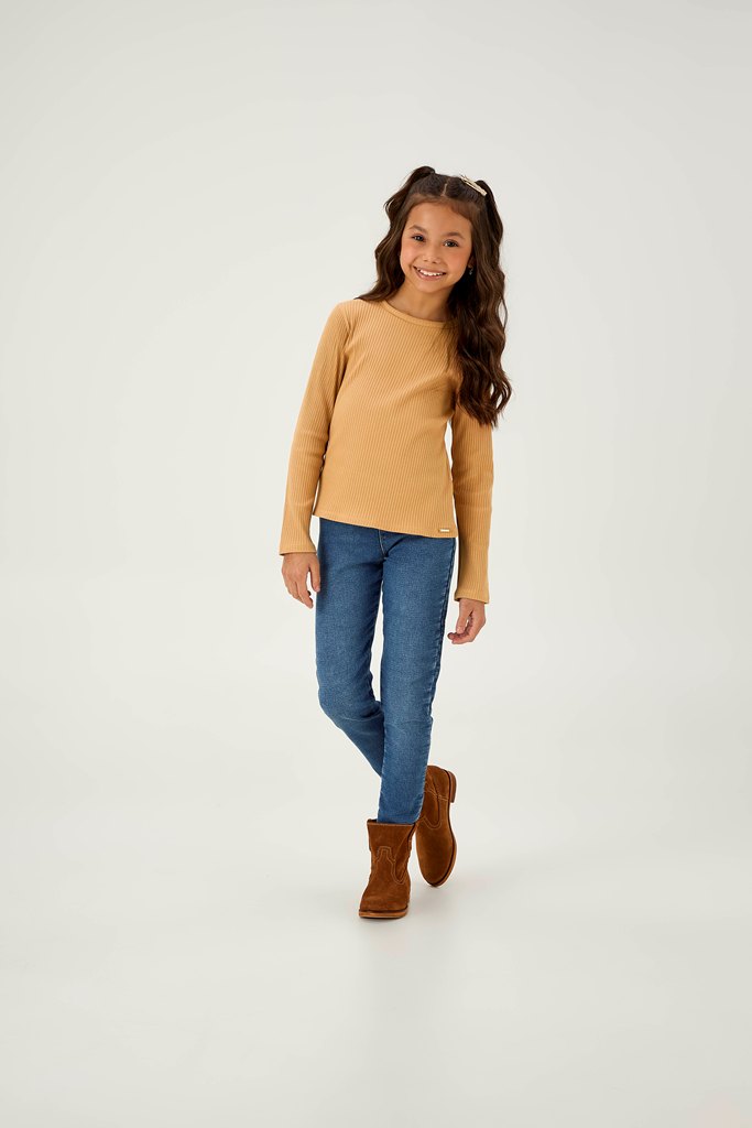 Blusa Feminina Infantil – Conforto e Estilo Atemporal para Meninas