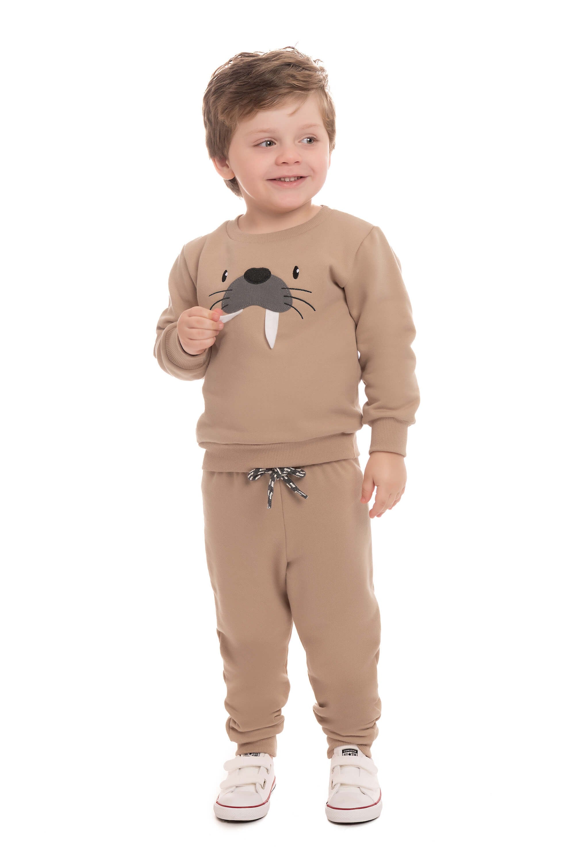 Conjunto Infantil Casaco Moletom Foca com Calça Moletom – Conforto e Diversão no Dia a Dia