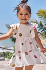 Vestido Infantil Branco Bordado – Leve e Encantador