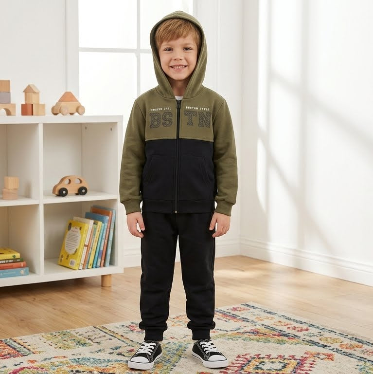 Conjunto de Moletom com Zipper, Capuz e Puff – Conforto e Estilo Urbano