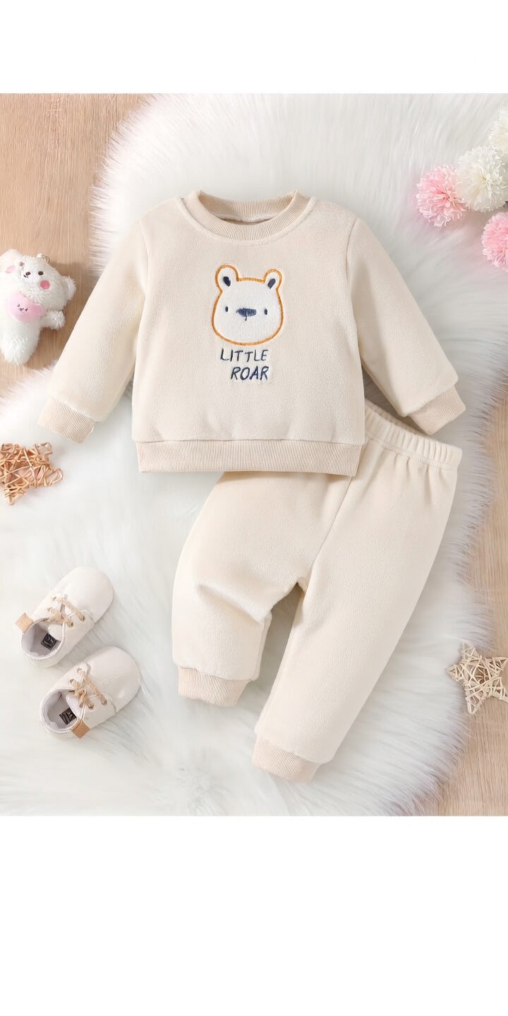 Conjunto de Pelo Fleece com Bordado – Aconchego e Estilo para o Inverno