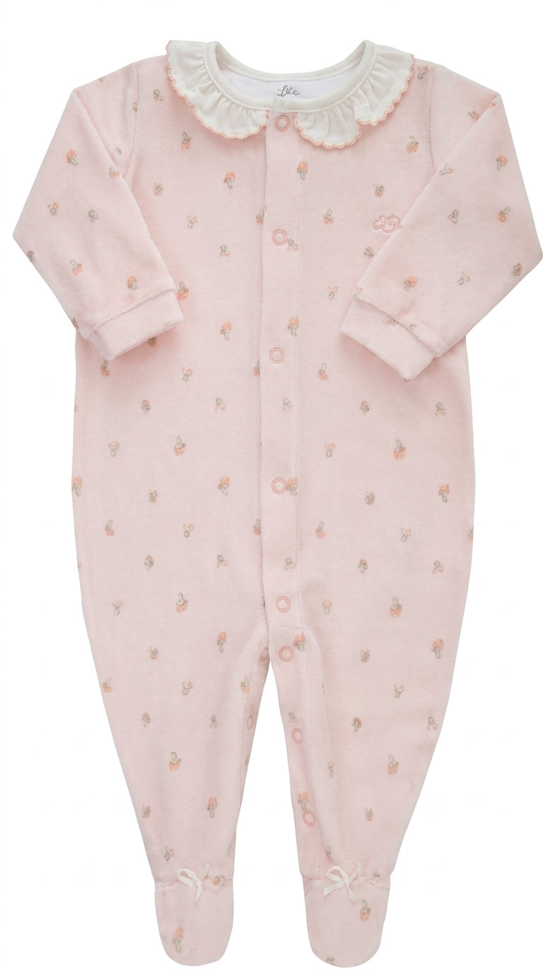 Macacão Longo Feminino Plush Estampado com Babadinho e Laço Letut