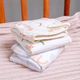 Paninho de boca papi soft c/prendedor de chupeta est 40cm x 40cm contém 02 un passeio dos patinhos