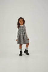 Conjunto Feminino Infantil Xadrez – Charme Clássico e Conforto para Meninas